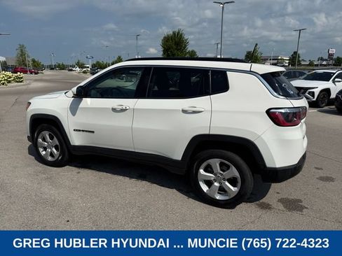 Used 2018 Jeep Compass Latitude AWD/4WD image 4