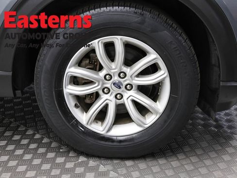 Used 2021 Ford Explorer 4WD image 31