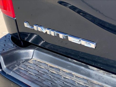 Used 2022 RAM 3500 Limited image 10