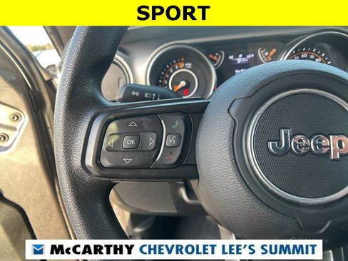 Used 2021 Jeep Gladiator Sport image 26