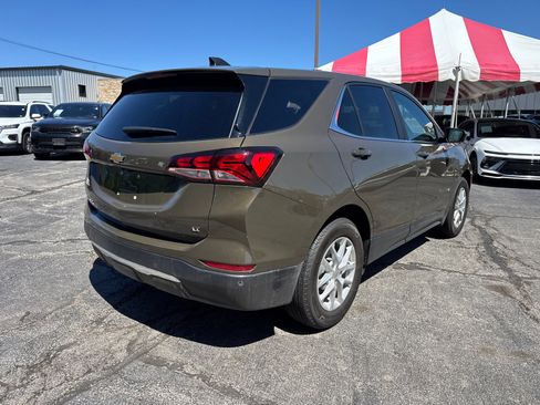 Used 2024 Chevrolet Equinox LT w/ LPO, Floor Liner Package FWD image 5
