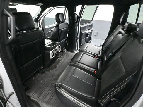 Used 2018 Ford F150 Lariat w/ Equipment Group 502A Luxury AWD/4WD image 40
