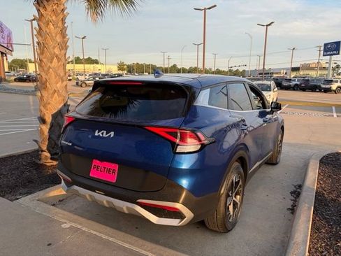 Used 2023 Kia Sportage EX FWD image 19
