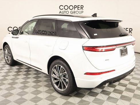 New 2025 Lincoln Corsair Grand Touring image 24