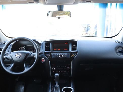 Used 2015 Nissan Pathfinder S AWD/4WD image 13