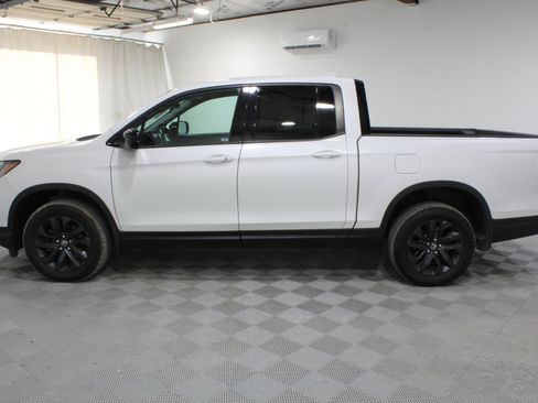 Used 2024 Honda Ridgeline Sport image 29