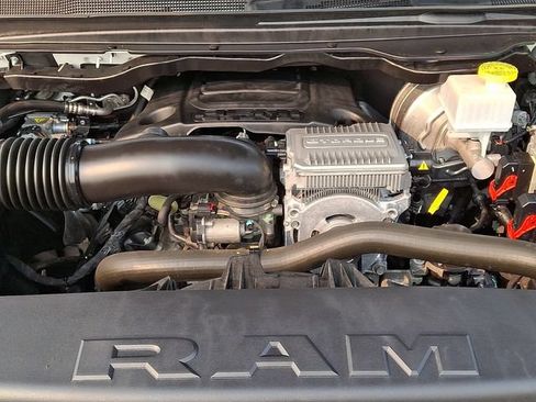 Used 2022 RAM 1500 Laramie w/ Sport Appearance Package AWD/4WD image 27