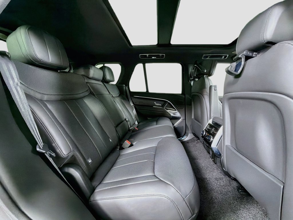 New 2026 Land Rover Range Rover SE AWD/4WD image 29