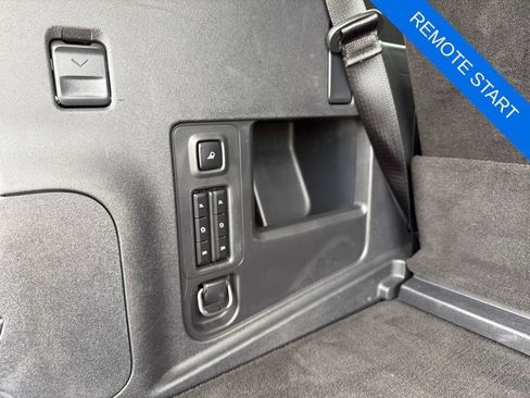 Used 2025 Ford Expedition Active AWD/4WD image 14