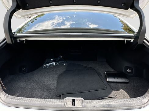 Used 2024 Lexus ES 350 F Sport w/ Accessory Package (Z2) FWD image 28