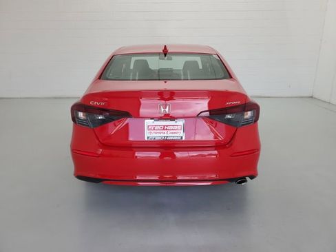 Used 2025 Honda Civic Sport image 6