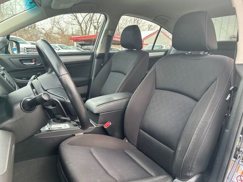 Used 2017 Subaru Legacy 2.5i Premium image 10