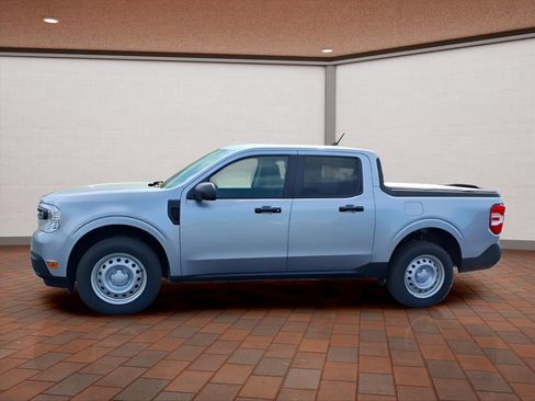 Used 2022 Ford Maverick XL image 5