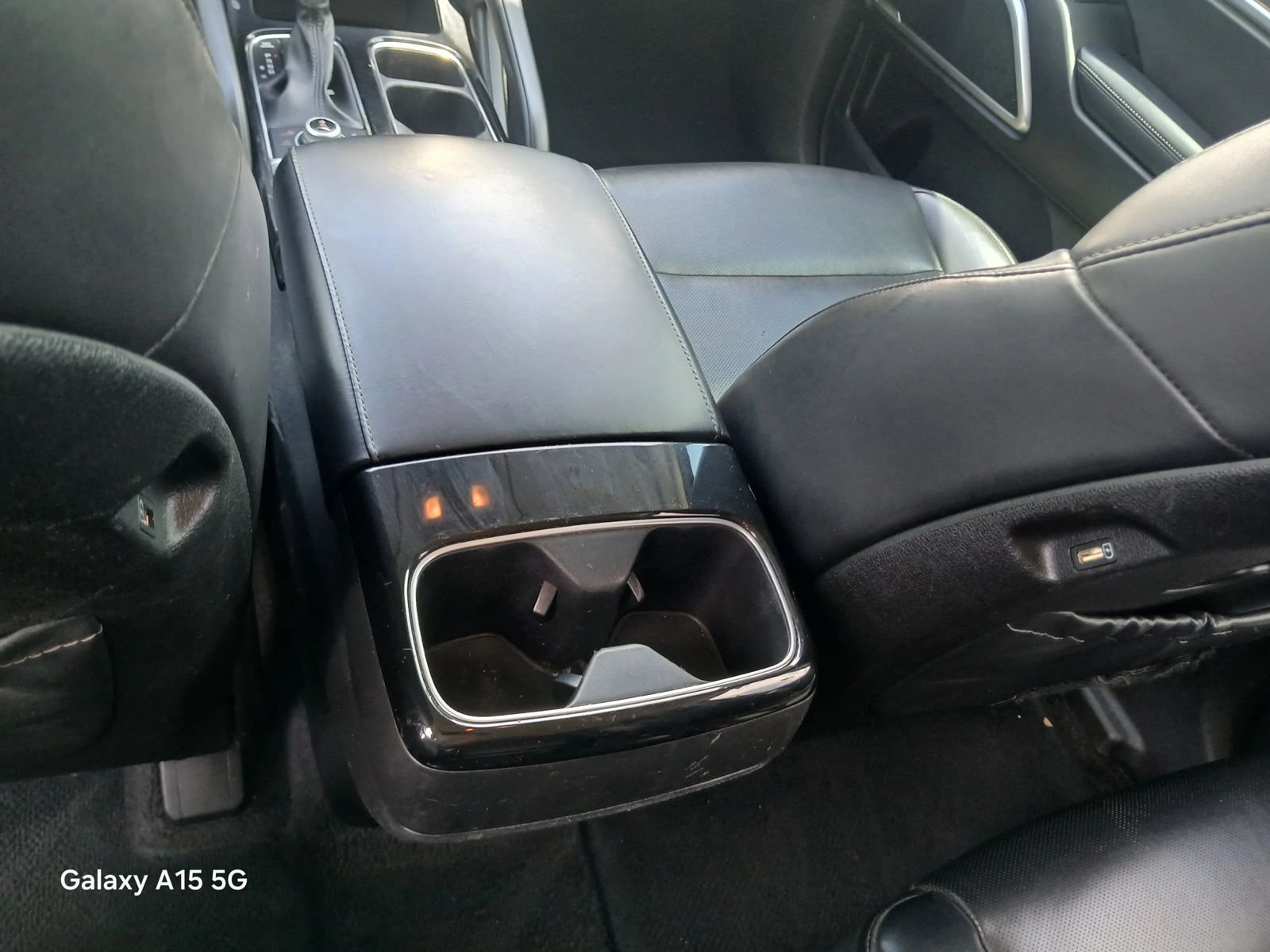 Used 2022 Kia Telluride LX AWD/4WD image 40
