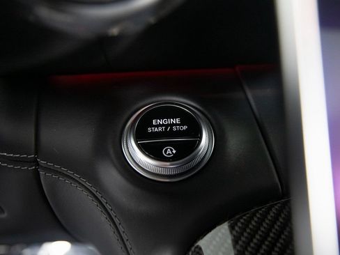 Used 2022 Mercedes-Benz SL 63 AMG 4MATIC image 27