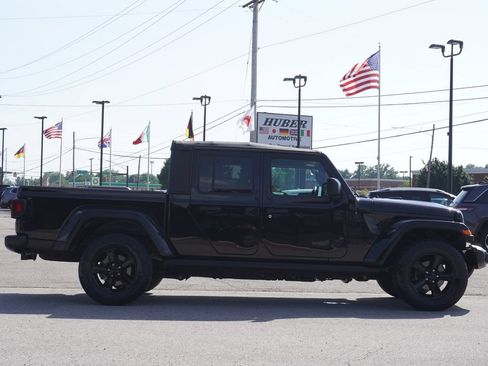Used 2021 Jeep Gladiator Sport AWD/4WD image 8