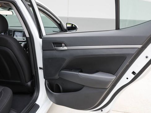 Used 2018 Hyundai Elantra SEL FWD image 20