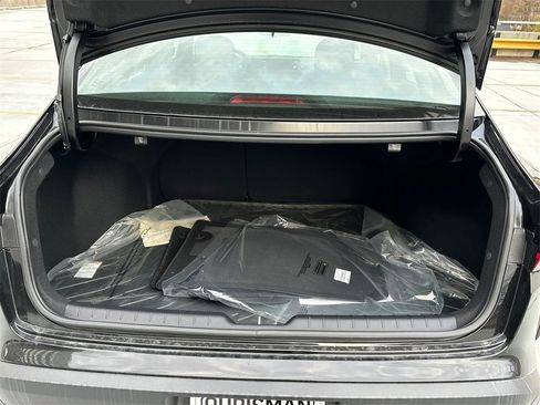 New 2025 Kia K4 LXS image 5