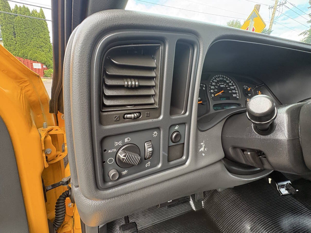 Used 2003 GMC Sierra 2500 W/T RWD image 18