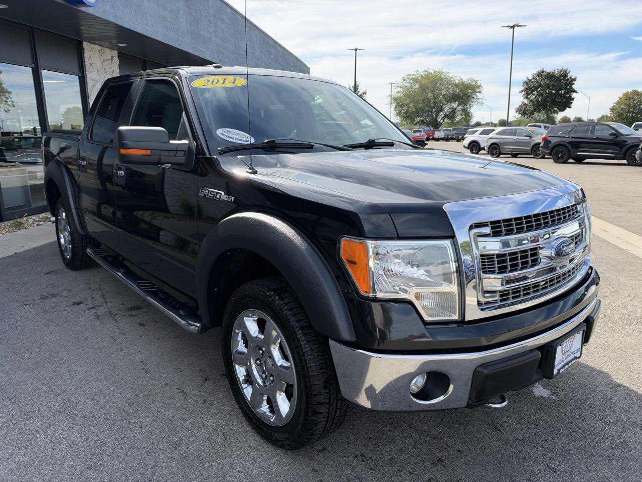 Used 2014 Ford F150 XLT w/ Equipment Group 302A Luxury AWD/4WD image 9