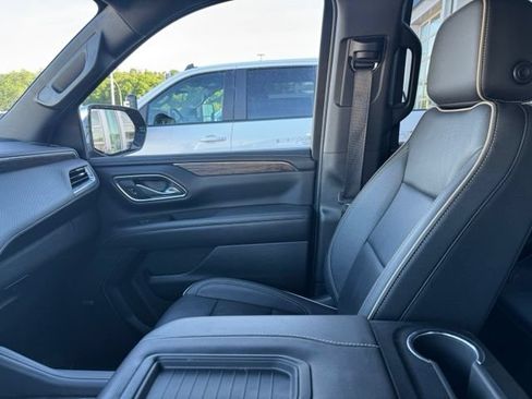 Used 2024 Chevrolet Tahoe Premier AWD/4WD image 20