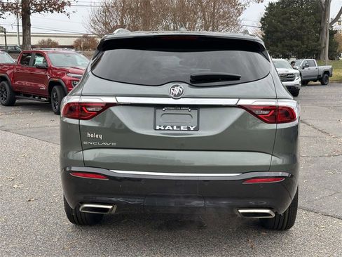 Used 2022 Buick Enclave Essence w/ Experience Buick Package image 21