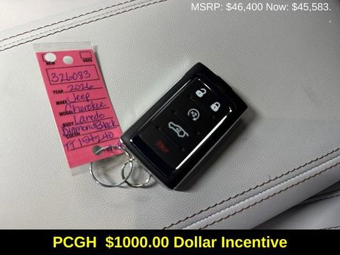 Used 2026 Jeep Cherokee Limited image 28