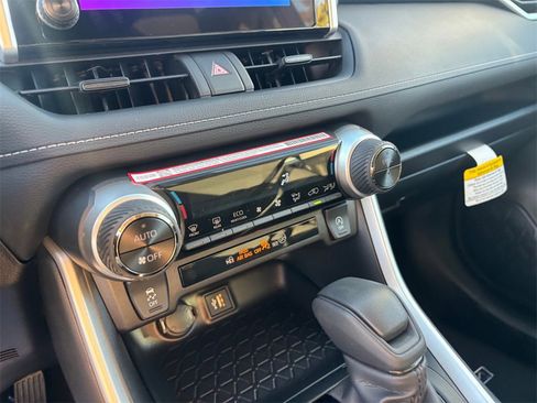 New 2025 Toyota RAV4 XLE w/ Convenience Package image 20