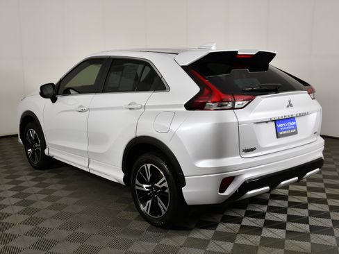 Used 2023 Mitsubishi Eclipse Cross SEL AWD/4WD image 8