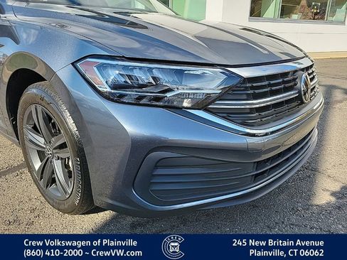 Certified 2022 Volkswagen Jetta SE image 23