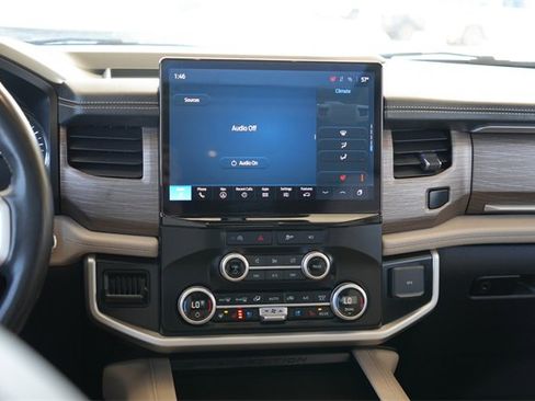 Used 2024 Ford Expedition Max Limited image 16