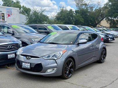 Used 2013 Hyundai Veloster w/ Style Pkg