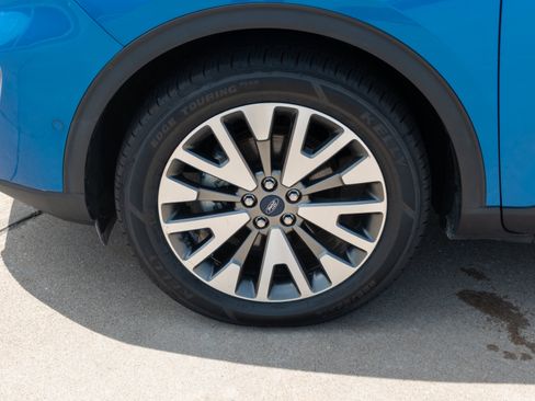 Used 2021 Ford Escape Titanium AWD/4WD image 6