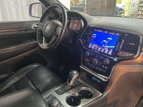 Used 2020 Jeep Grand Cherokee Limited w/ Luxury Group II AWD/4WD image 30