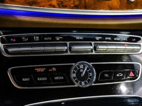 Used 2018 Mercedes-Benz E 300 w/ Premium 1 Package image 36