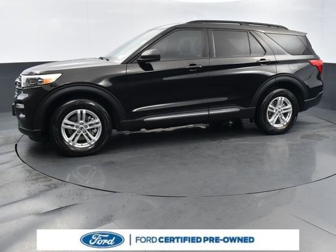 Certified 2023 Ford Explorer XLT w/ Equipment Group 202A image 19