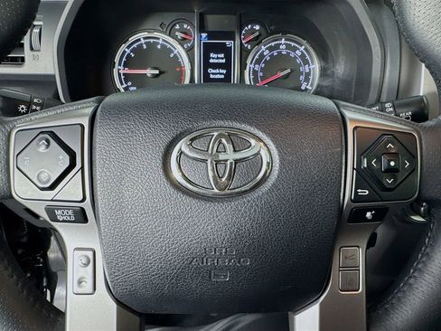 Used 2021 Toyota 4Runner Limited image 16