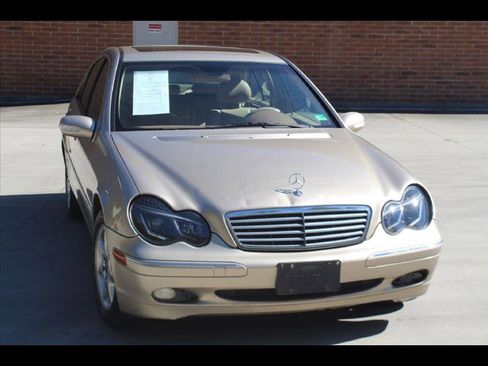 Used 2003 Mercedes-Benz C 240 4MATIC Sedan image 1