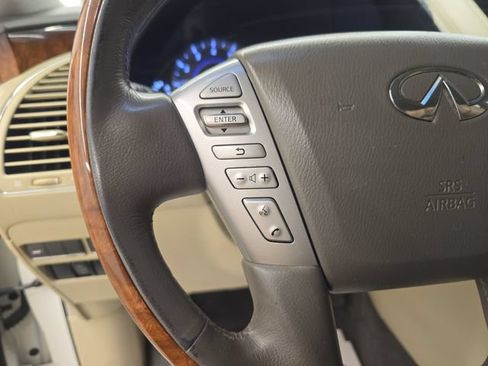 Used 2017 INFINITI QX80 4WD w/ Deluxe Technology Package image 39