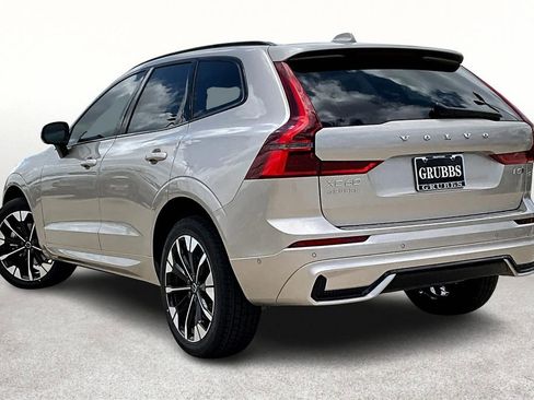 New 2026 Volvo XC60 B5 Plus w/ Protection Package Premier image 5