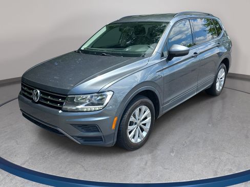 Used 2018 Volkswagen Tiguan S FWD image 1