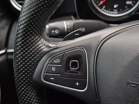 Used 2017 Mercedes-Benz E 300 image 26