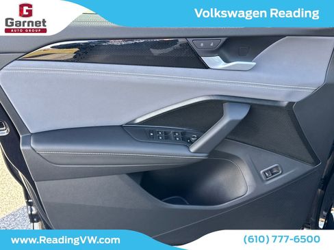 New 2026 Volkswagen Tiguan SE image 12