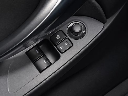 Used 2020 FIAT 124 Spider RWD image 24