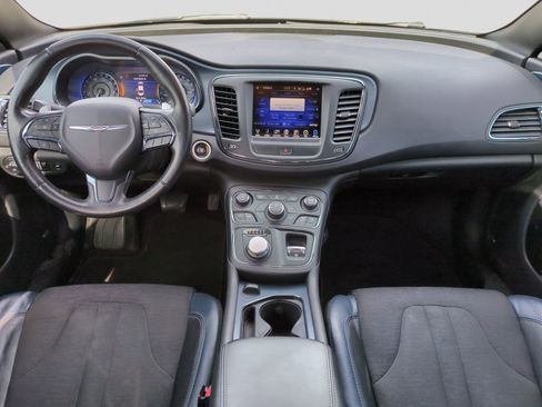 Used 2015 Chrysler 200 S w/ Navigation & Sound Group I image 17