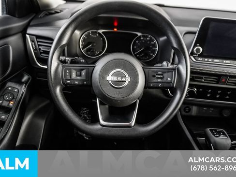 Used 2024 Nissan Rogue S image 25