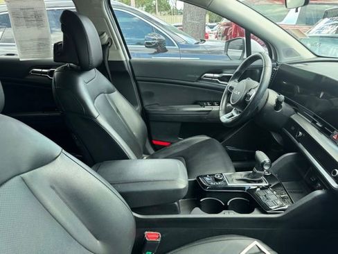 Used 2023 Kia Sportage EX FWD image 5