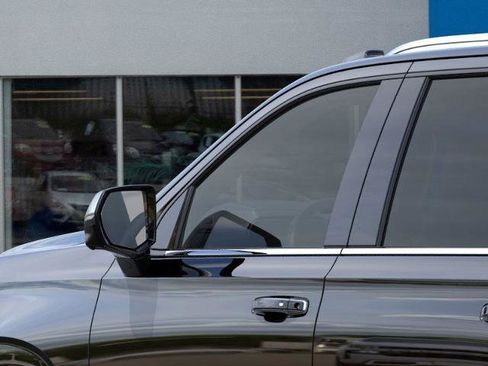 New 2026 Chevrolet Suburban Premier image 50