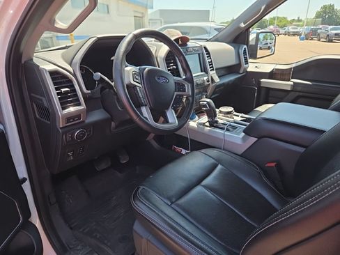 Used 2020 Ford F150 Lariat w/ Equipment Group 502A Luxury AWD/4WD image 22
