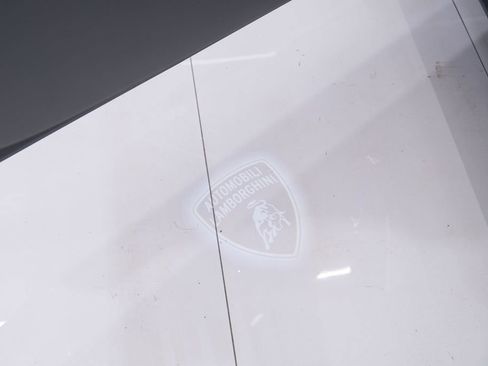 Used 2022 Lamborghini Urus AWD/4WD image 61